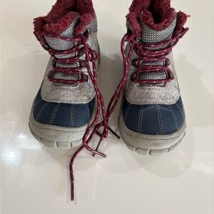 wonder nation Navy and Burgundy Kids Waterproof Snow Boots